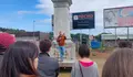 O BNG demandou a retirada dos valos publicitarios que rodean o campo de fútbol, a carón da estatua da Caridade, no entorno do Pasatempo