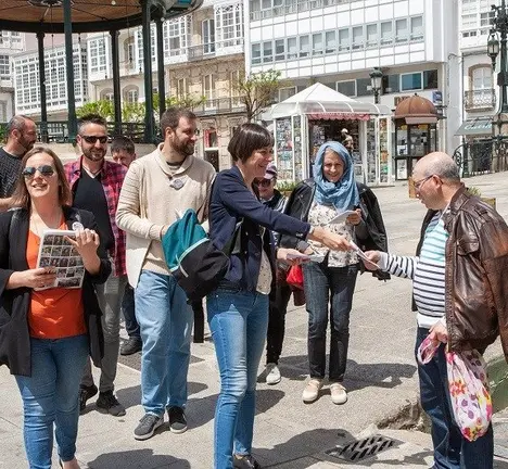 Amelia S&aacute;nchez, Henrique del R&iacute;o e Ana Pont&oacute;n no Campo