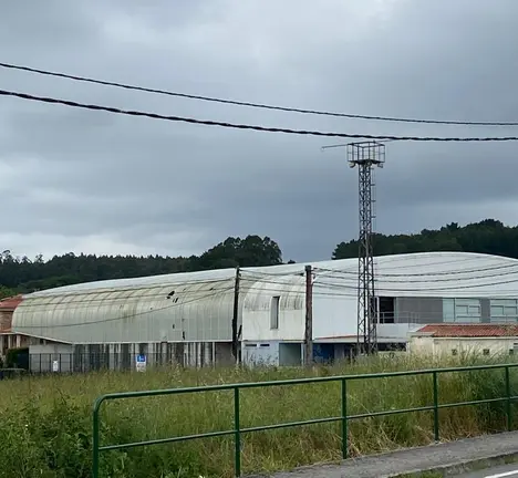 Imaxe do estado do polideportivo de Guiliade